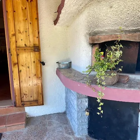 Casetta Nonno Nanni * Taviano (Pistoia)